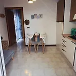Stellamare Apartment *